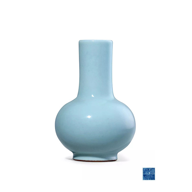 仿汝釉小天球瓶